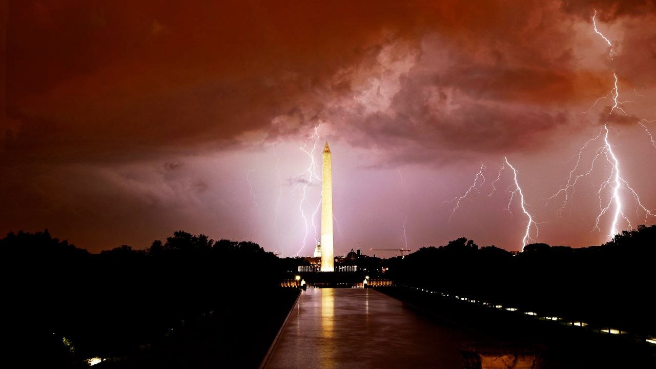 Aspiring photographer <a href="http://ireport.cnn.com/docs/DOC-844035">Kevin Wolf</a> captured a photo of a lightning storm in Washington in September 2012. He says he caught this photo by keeping the shutter of his camera open for 60 seconds. 