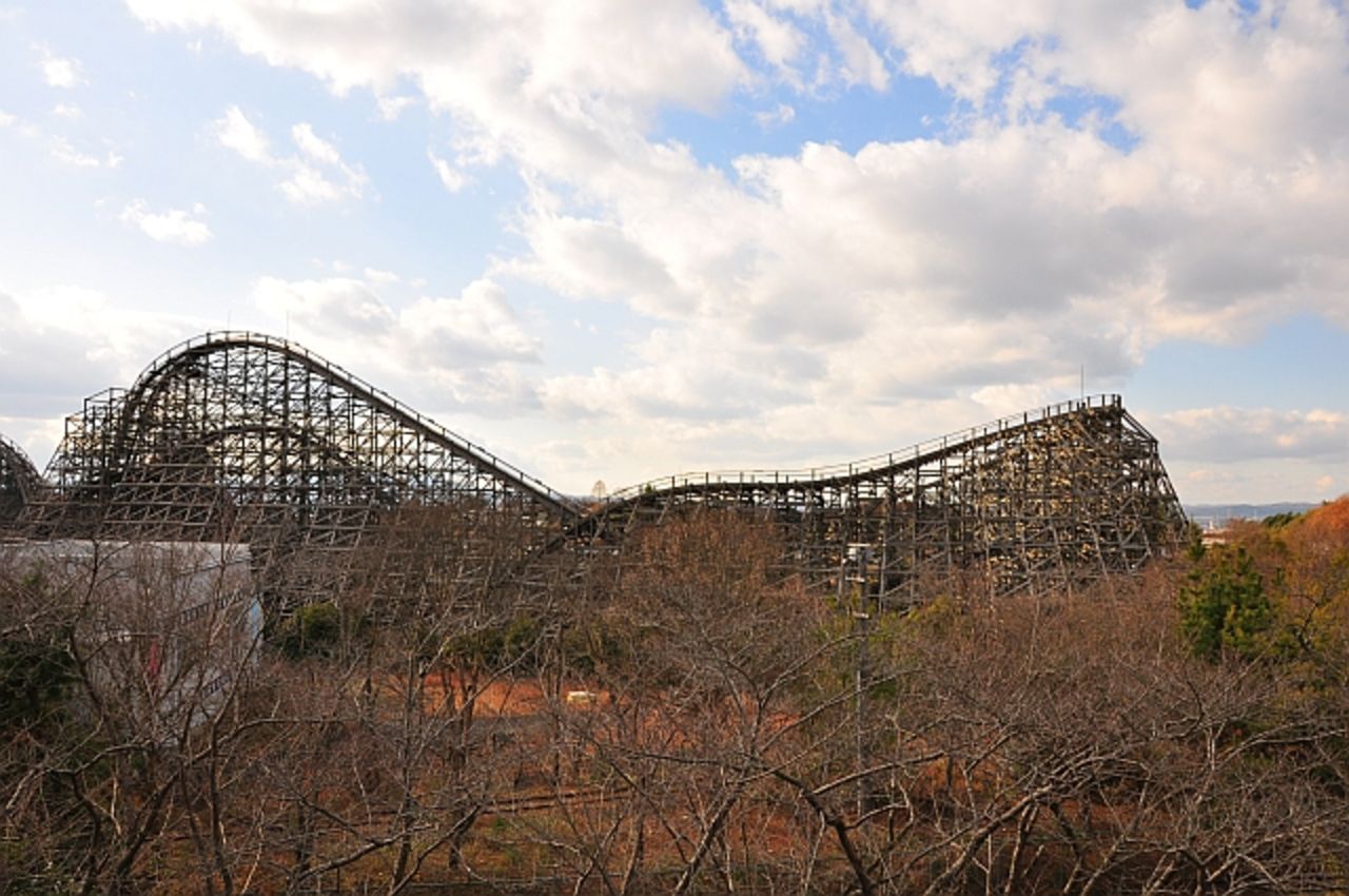 Urban explorer Florian Seidel has visited Nara Dreamland more than half a dozen times for his blog Abandoned Kansai. The park, built in 1961, shut its doors in 2006. It's become one of the most popular destinations for Japan-based urban explorers. 