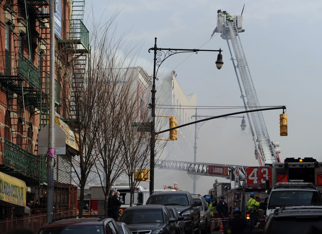 La explosión ocurrió en la calle East 116th con Park Avenue de Nueva York. Las autoridades descartan vínculos terroristas.