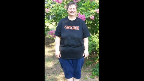 By June 2012, she had lost 100 pounds by working out daily at a new gym in her hometown of Gilmer, Texas. 