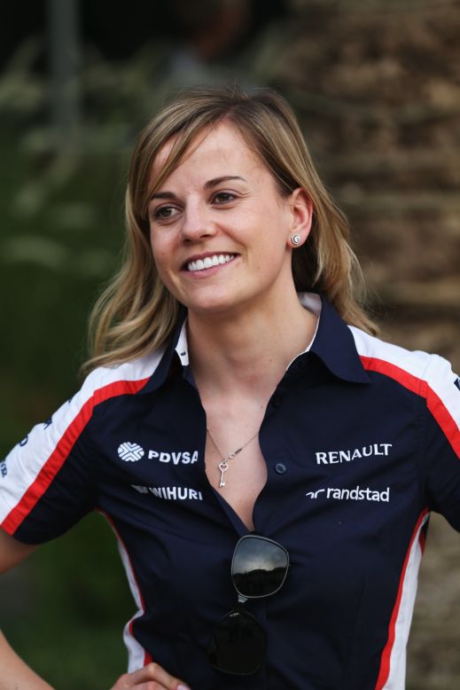 Her new responsibilities for the season made her a regular fixture in the pits, as she eyed a driver's berth. 