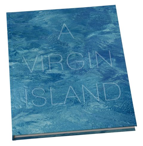 A Virgin Island Collector´s Edition XXL by Russell James, is published by teNeues, www.teneues.com Photo © Russell James
