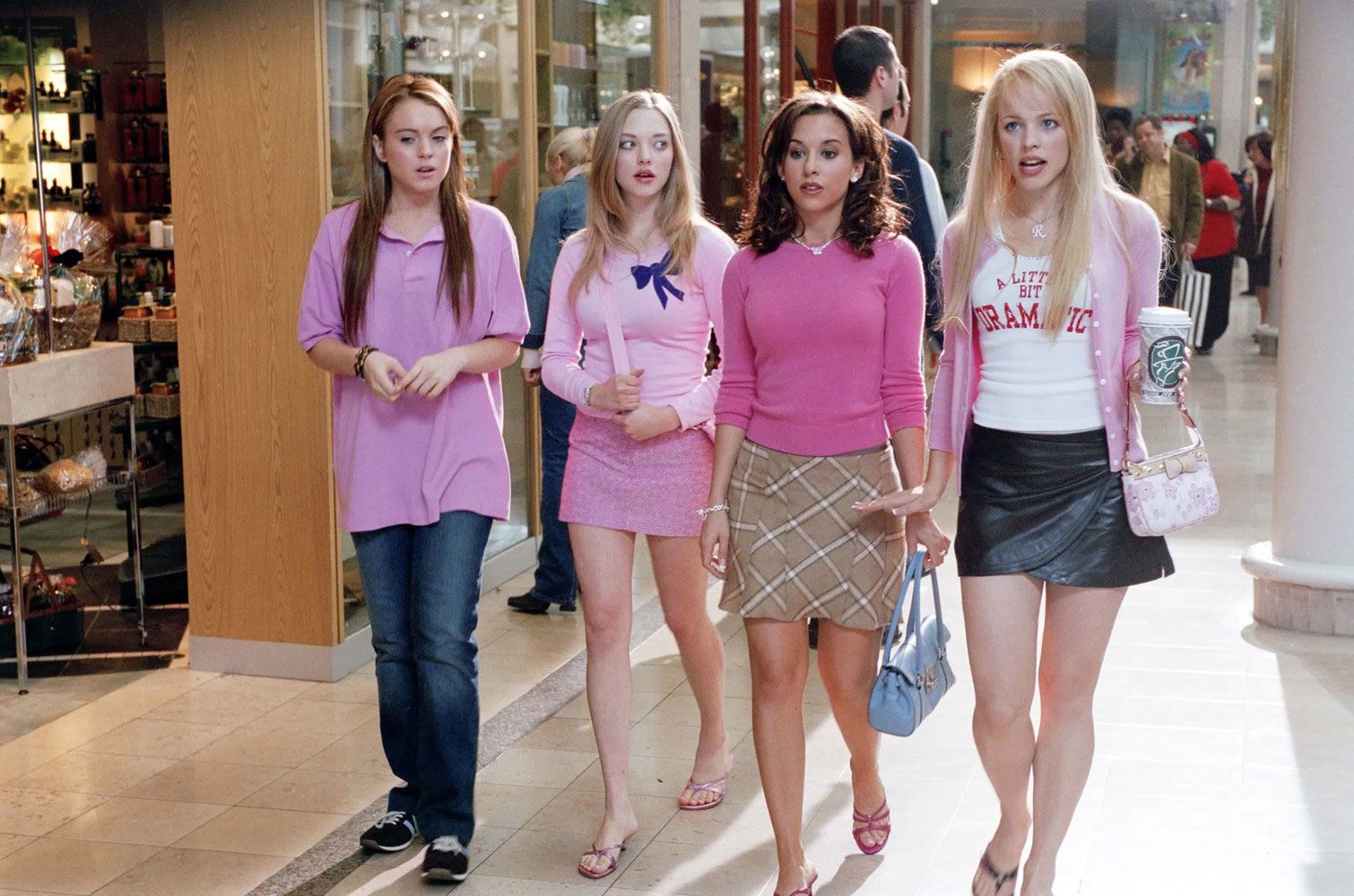 Gretchen Wieners totally fetch outfits in 'Mean Girls', 2004