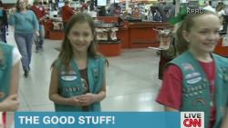 girl scouts stop thieves good stuff 3 14 newday _00000624.jpg