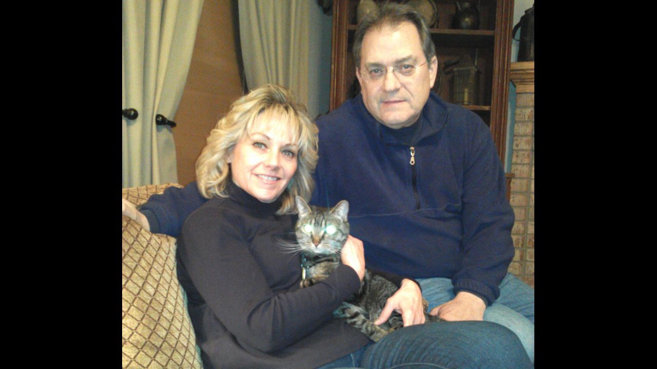 Cherie Myers realized her cat allergy was manageable when she first started dating her husband Allan, who adored his cat, Katie. Before she started getting allergy shots, it was very difficult for her to be in the same house with a cat for any length of time. "Now I live in a house with a cat. It is amazing to me that I have no symptoms."
