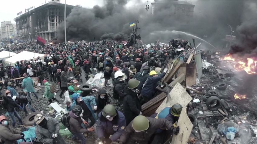 baxter ukraine protests reflection_00000606.jpg