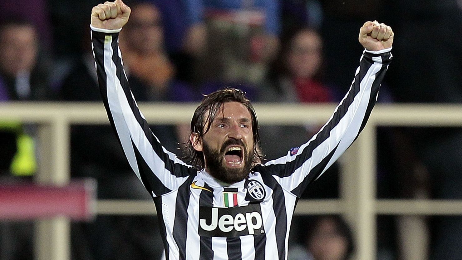 Andrea Pirlo's free-kick sent Italian champions Juventus into the quarterfinals of the Europa League.
