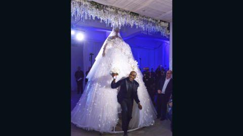 Preston Bailey makes an entrance