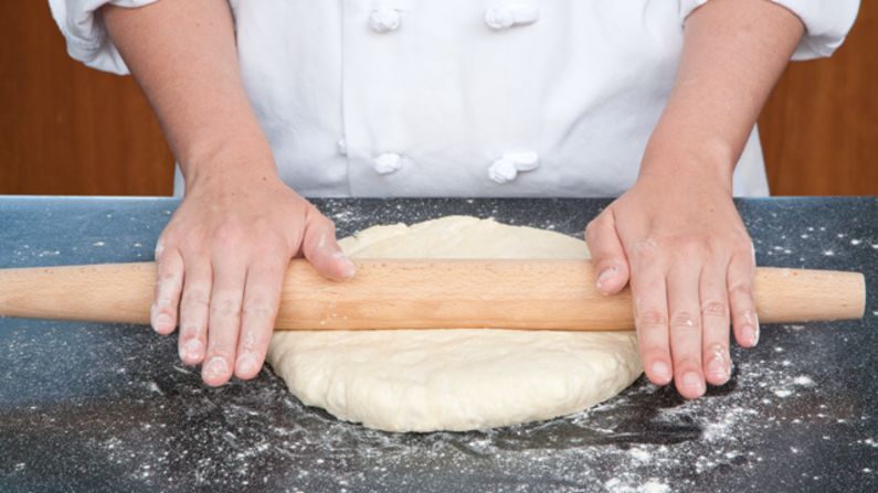 Roll the dough out evenly.
