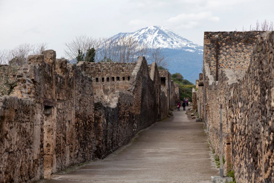 The eruption of the volcano Vesuvius on August 24, A.D. 79, caught the ancient town of Pompeii (now part of Italy) off-guard. 