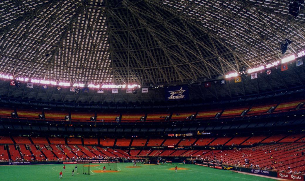 <strong>Houston Astrodome (1999):</strong> The Astrodome was the first indoor stadium and its name became synonymous with artificial turf. The Houston Astros played there from 1965 to 1999. The National Trust for Historic Preservation included the stadium on its 2013 list of "most endangered" places. 