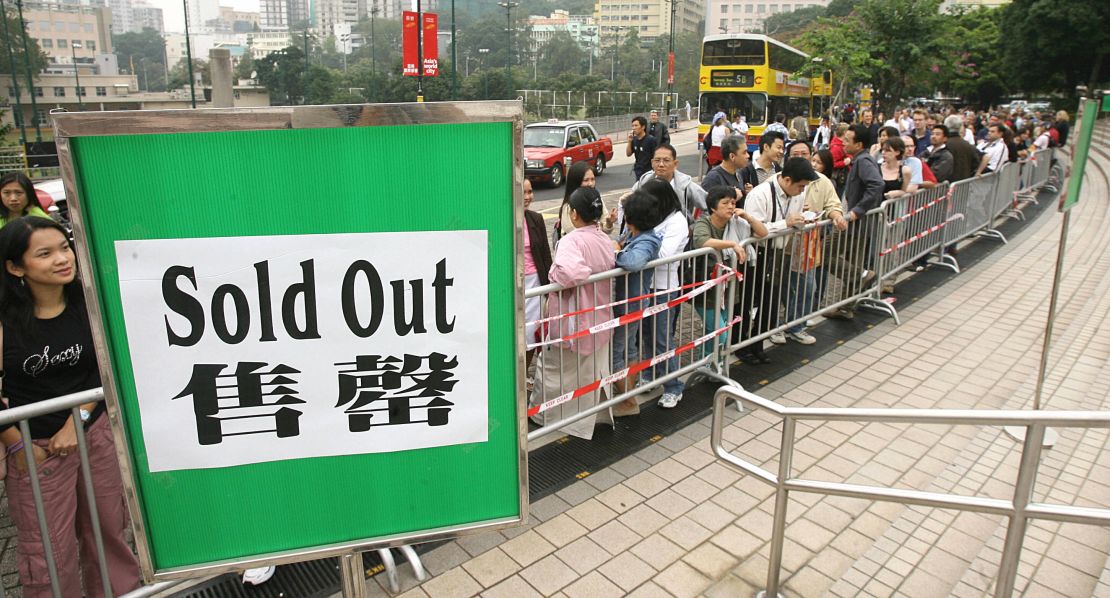 No ticket? No problem. Hong Kong is full of Sevens viewing parties. 