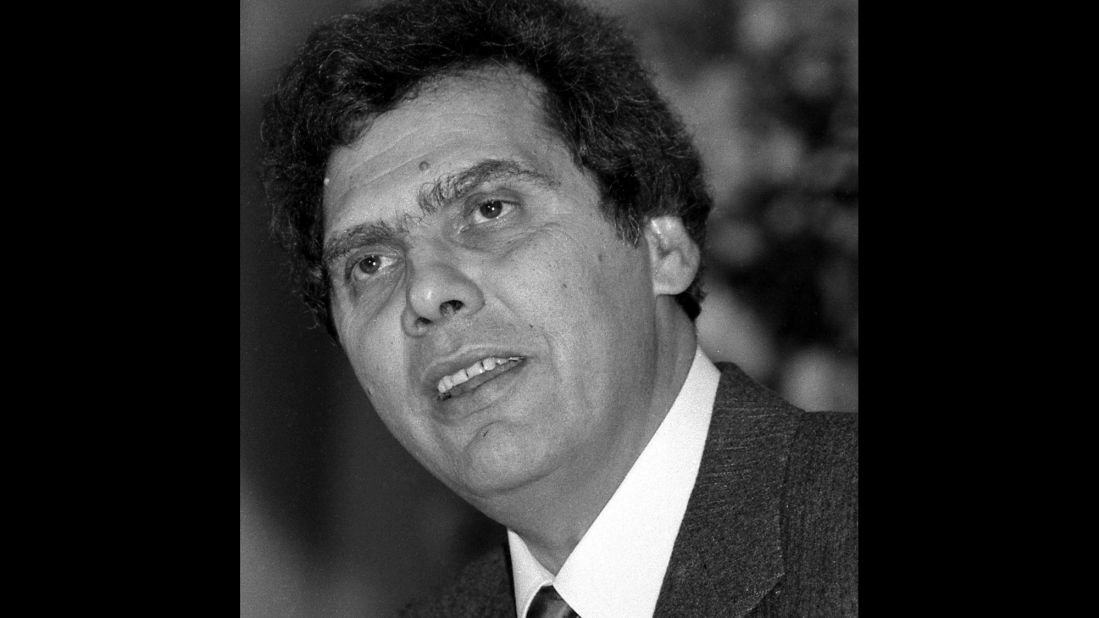 In his 1985 book "Amusing Ourselves to Death," the influential media critic Neil Postman (1931-2003) suggested that we were likely to be victims of a "Brave New World" existence in which we would be too pacified to care about challenging the status quo. Sounds a lot like what Howard Beale railed against -- and what "Network's" <a href="http://www.youtube.com/watch?v=NKkRDMil0bw" target="_blank" target="_blank">corporate titan Arthur Jensen</a> (Ned Beatty) proposed.