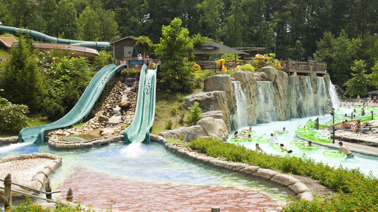 <a href="http://www.dollywood.com/waterpark.aspx" target="_blank" target="_blank">Dollywood Splash Country</a> in Pigeon Forge, Tennessee, ranks fourth on the list. The park features nearly two dozen water slides and rides.