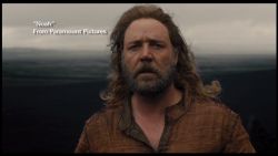 The Buzz Today Russell Crowe bashes Noah critics_00000717.jpg
