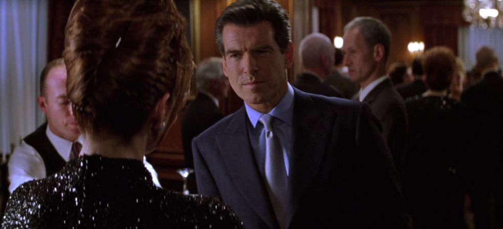 Pierce Brosnan brings the suave in 1999's "The Thomas Crown Affair."