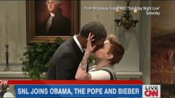 Newday SNL Obama invites Bieber Pope to White House_00002530.jpg