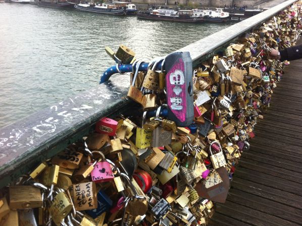 The combined weight of the locks on Pont des Arts is estimated at 93 metric tons -- equivalent to 20 elephants.