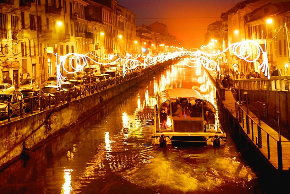 The canal-side bars and restaurants of Milan's Navigli district are the places to go at night. This is the city's most stylish district, the heart of Milan's party scene, where the young and effortlessly cool hang out.