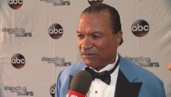 Billy Dee Williams leaves "Dancing with the Stars"_00002430.jpg