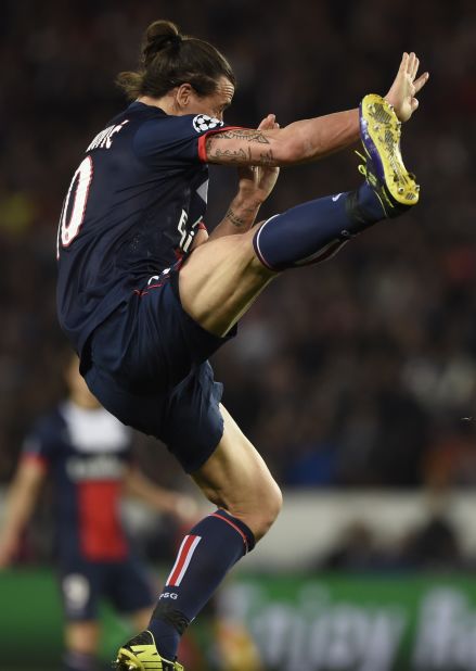 No, Zlatan Ibrahimovic wasn't practising karate. He was controlling the ball. 