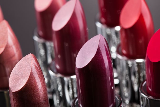 As the most used vegetable oil on the planet, palm oil can be found in many everyday items, from cleaning products to foodstuffs and cosmetics. In lipstick, it holds color well, doesn't melt at high temperatures, and has a smooth application and virtually no taste. Palm oil is common in many other cosmetics.