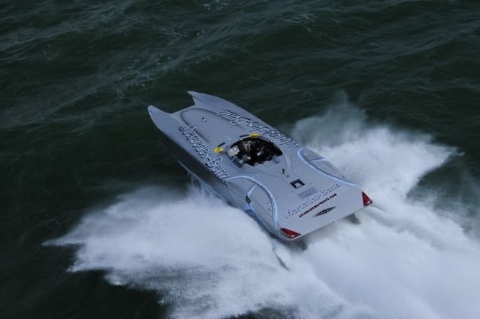 It's not Gargiulo's first supercar yacht -- in 2007 he commissioned this Mercedes Benz-style boat, also created by Marine Technology Inc.