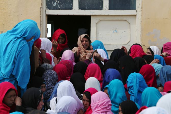 Afghan women wait to vote SHEFAYEE%3aAFP%3aGetty Images
