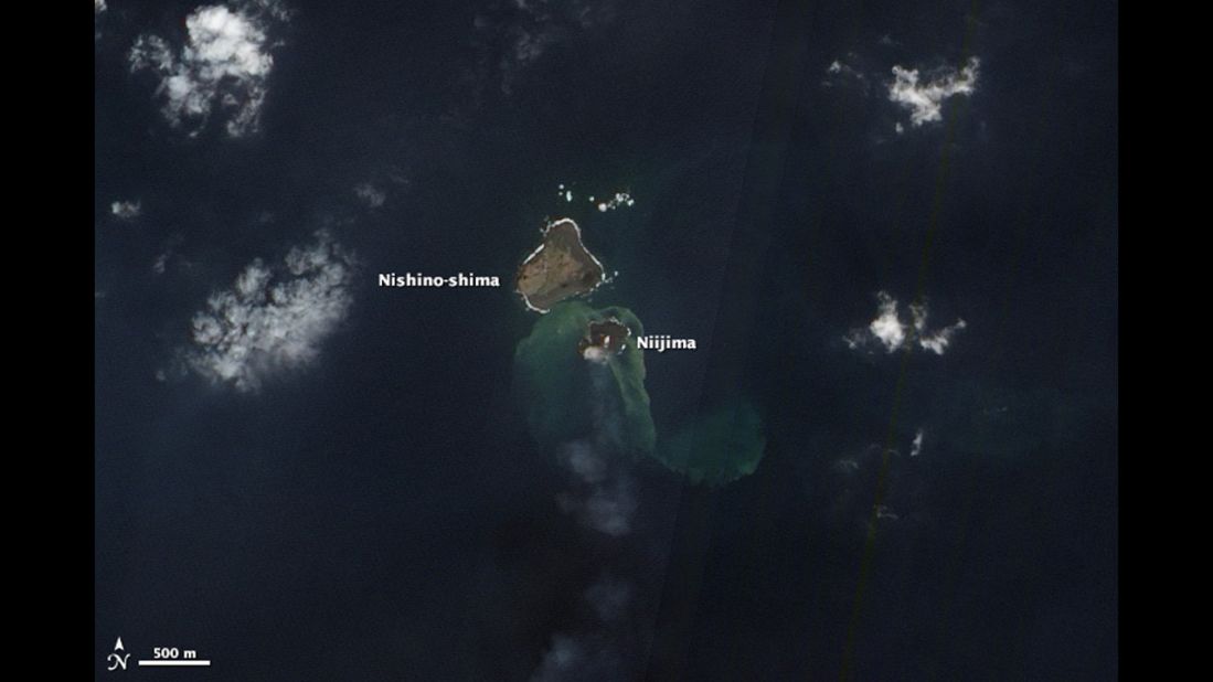 The Advanced Land Imager on NASA's Earth Observing-1 satellite captured this natural-color image of the two islands on December 8, 2013.