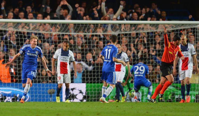 Trailing 3-1 from the first leg, substitute Andre Schurrle gave Chelsea hope when he scored in the 32nd minute.