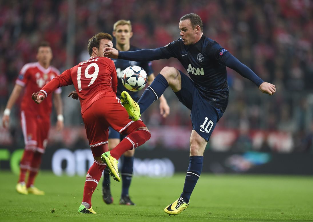 Manchester United striker Wayne Rooney started the game despite having struggled with a toe problem in the lead-up to the contest.
