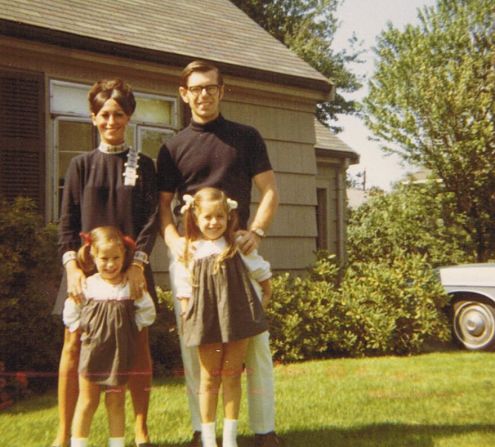 <a href="index.php?page=&url=http%3A%2F%2Fireport.cnn.com%2Fdocs%2FDOC-1119779">Michelle Jones </a>stands with her sister and parents outside her grandparents' home in Newton, Massachusetts, in this 1968 photograph. "I loved the outfits my mom wore. Always the latest fashion. Big eyelashes and big makeup," she said.