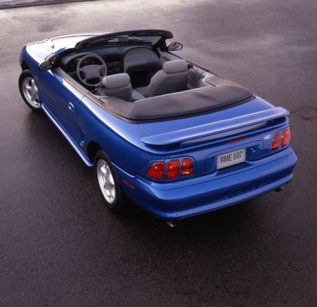<strong>1998 Ford Mustang GT convertible. </strong>The Mustang's 4.6-liter V-8 got a horsepower boost to 225.