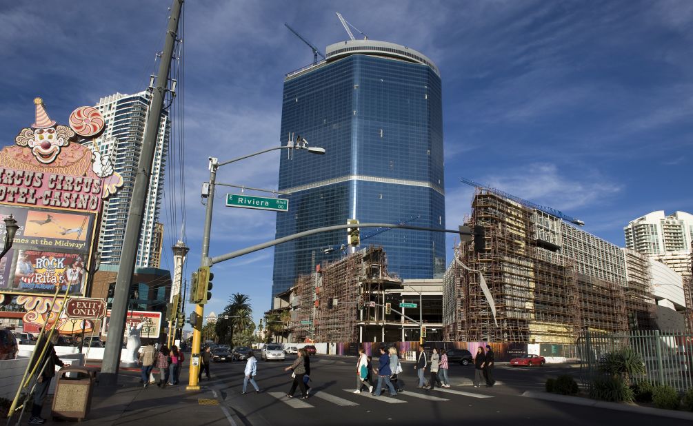 Las Vegas' Unfinished Hotels and Casinos