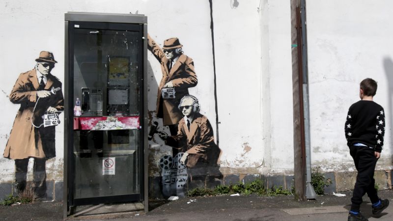 Seven-Figure Banksy <em>Spy Booth</em> Vandalized