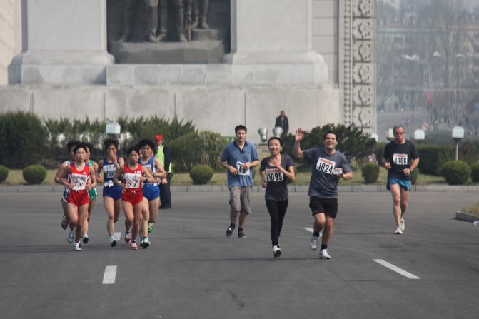 The race was open to foreign amateur runners for the first time this year.