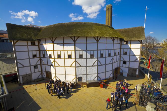 The replica is almost identical in appearance to the original Globe theater built in 1599, but destroyed by fire in 1613. Additions include sprinklers on the roof and a concrete theater pit.