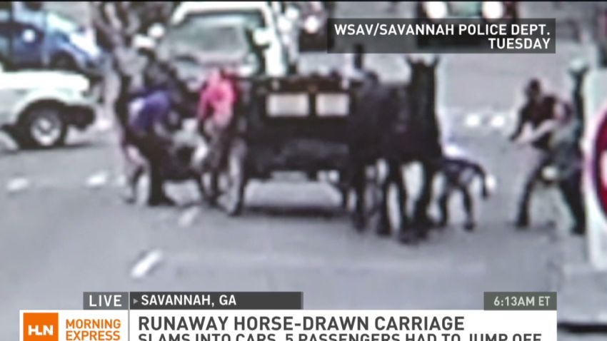 hln runaway horse drawn carriage _00003802.jpg