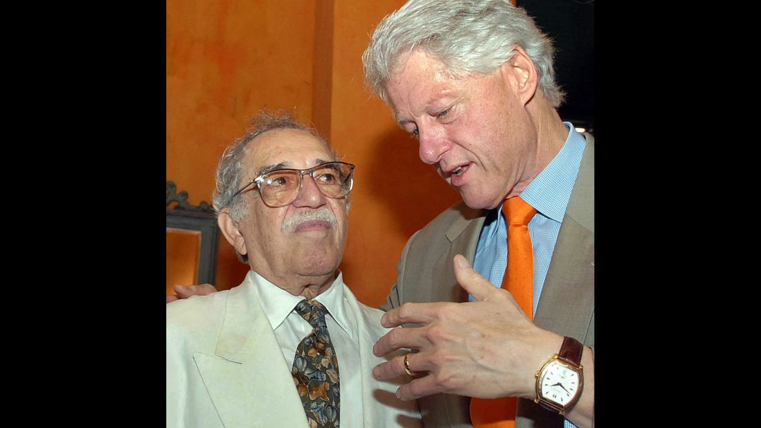 U.S. President Bill Clinton speaks with García Márquez at the IV International Congress of the Spanish Language in Cartagena, Colombia, in 2007. García Márquez was regularly denied visas by the United States until President Clinton, a fan of "Solitude," revoked the ban.