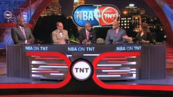 unguarded the crossover inside the nba_00010920.jpg