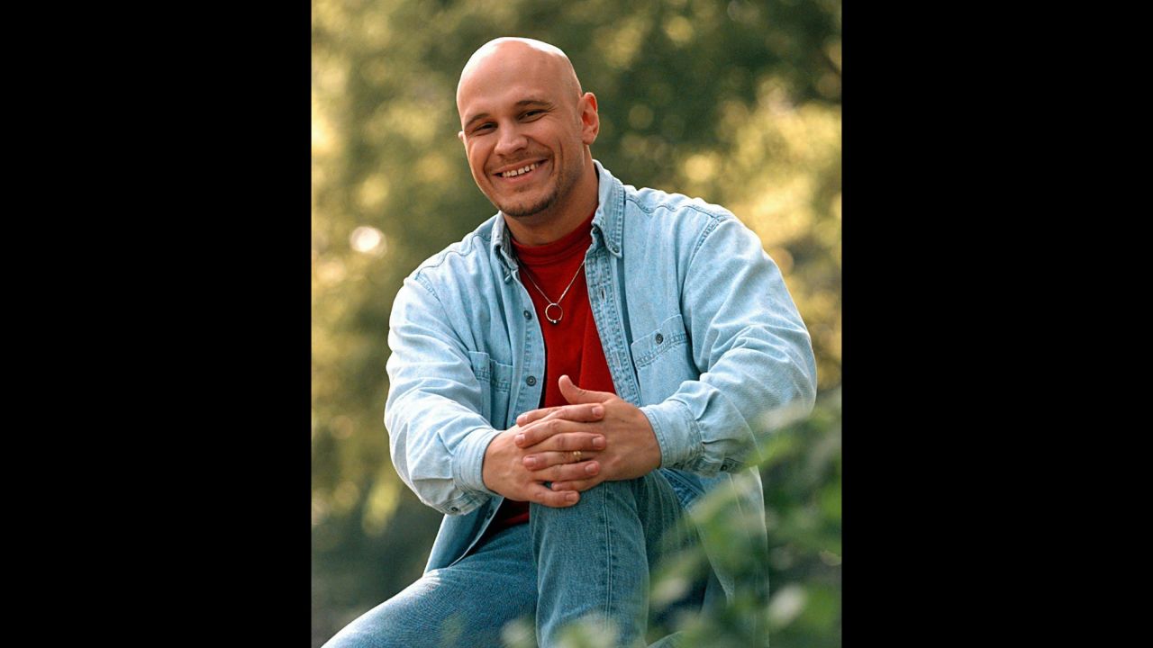 Country singer <a href="http://www.cnn.com/2014/04/20/showbiz/kevin-sharp-dead/index.html">Kevin Sharp</a> died from "complications due to cancer" on April 19, his mother told CNN. He was 43.