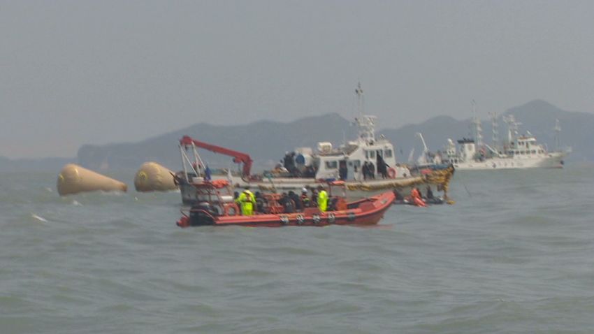 lok ripley south korea ferry search_00001730.jpg