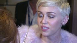 Miley Cyrus on the mend_00000903.jpg