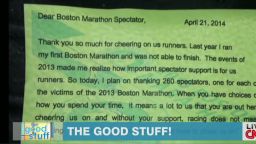 Runner thanks spectators at Boston Marathon Newday Good Stuff _00003225.jpg