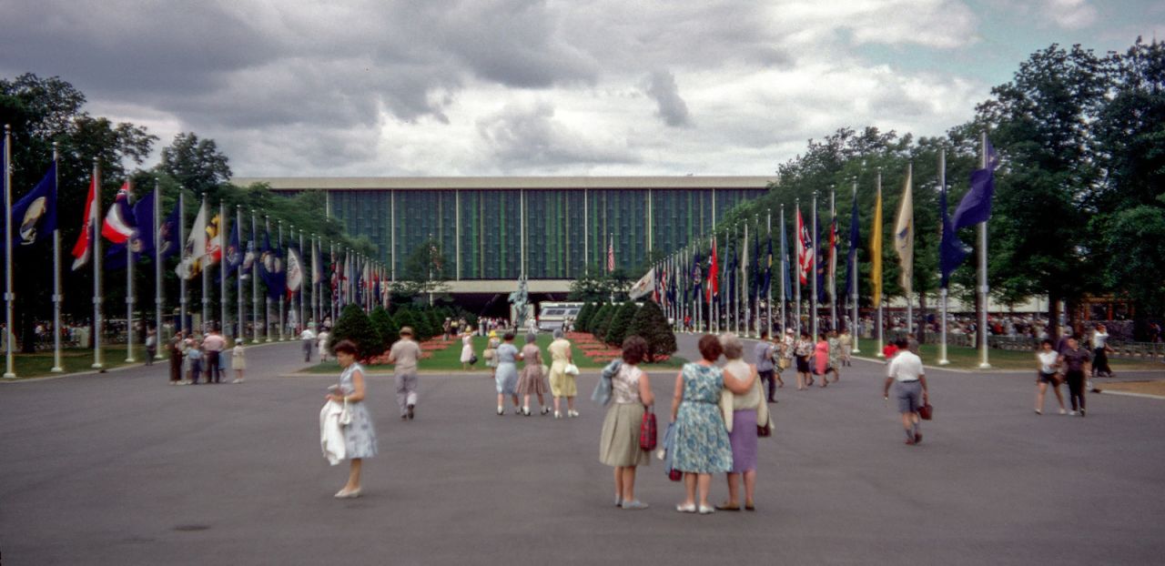 "People dressed up when they went to the world's fair," remembers Ondrovic.