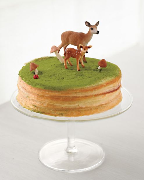At this Martha Stewart staffer's baby shower, cakes were topped with miniature plastic deer for a hit of wildlife whimsy.
