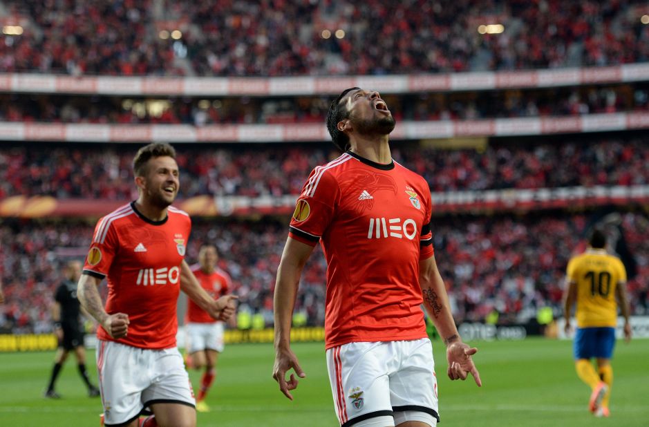 Ezequiel Garay celebrates his second minute goal to put Benfica ahead against Juventus in the Stadium of Light.