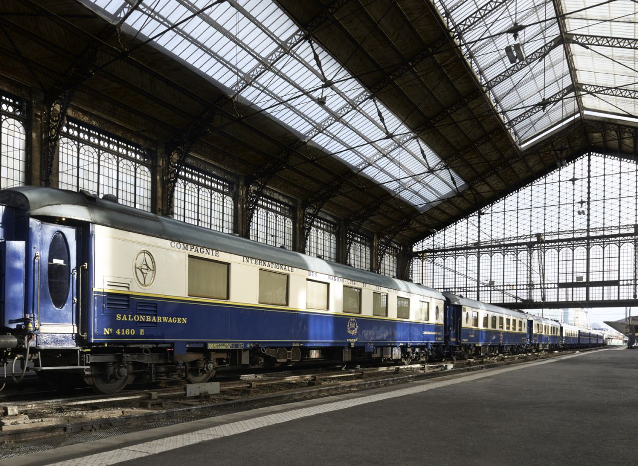A new exhibition in Paris, <a href="http://www.imarabe.org/activites-evenements/collections-expositions/expositions/orient-express" target="_blank" target="_blank">Once Upon a time on the Orient Express</a>, aims to restore the glory of the world's most legendary train. Here, the original Flèche d'Or carriage sits inside a station. 