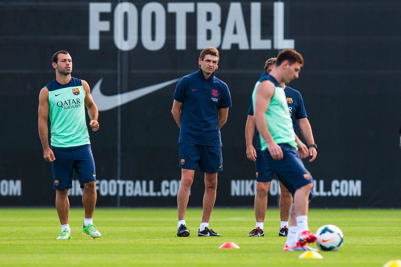 Vilanova was still leading Barcelona's training in July 2013 but was forced to resign his position later that month because of his ill health. Gerardo Martino succeeded him as Barcelona manager.