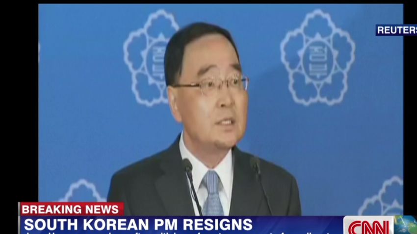 cnni hancocks south korean pm resigns _00005811.jpg
